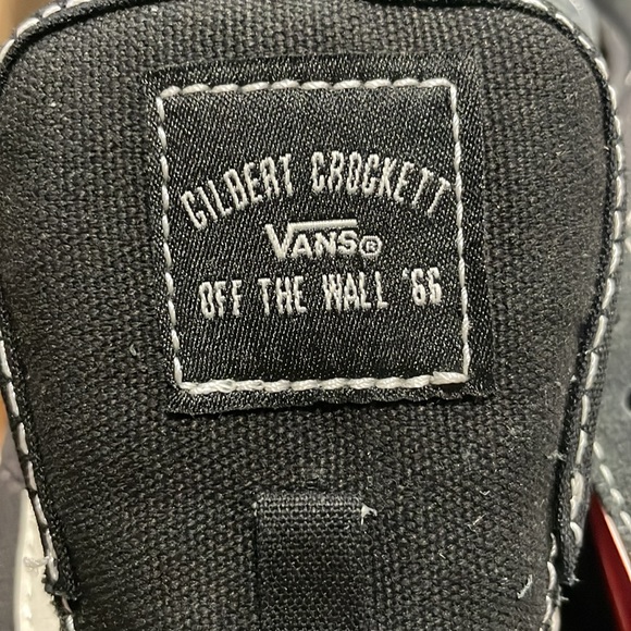 Gilbert Crockett Vans - Picture 8 of 8